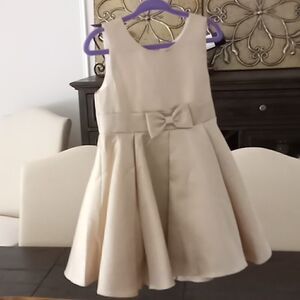 little girls dress gold bow detail up front zipper back great condition